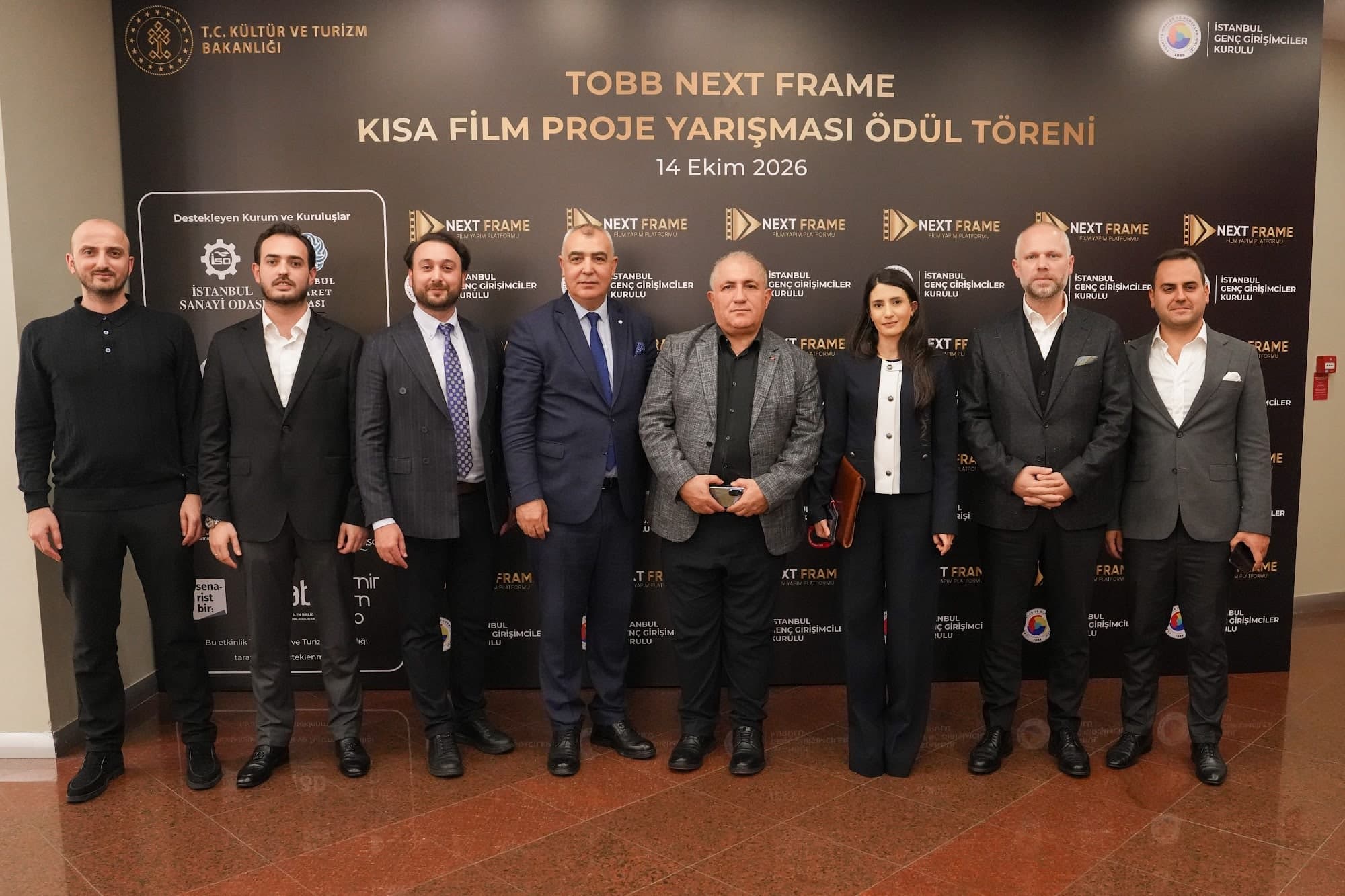 Tören öncesi: İstanbul Vali Yardımcısı Dr. Suat Seyitoğlu ve TOBB İGGK İcra Kurulu üyeleri